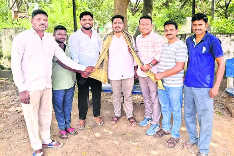 డీఎస్పీ నవీన్‌కు ఘన సన్మానం