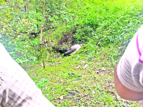 సన్నిహితుడే చంపేశాడు