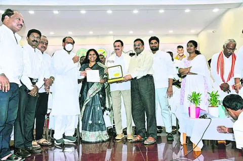 ప్రజల భాగస్వామ్యంతో స్వచ్ఛాంధ్ర కల సాకారం 