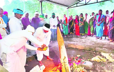 భక్తిశ్రద్ధలతో అవ్వల్‌పేన్‌ పూజ
