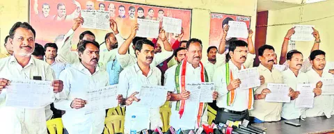 బీఆర్‌ఎస్‌ పాలనలో అన్నీ మోసాలే..
