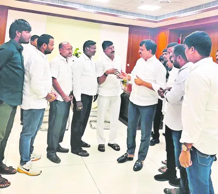 స్పెషల్‌ వెబ్‌పోర్టల్‌ ఏర్పాటు చేయండి 