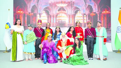 అంతర్జాతీయ వేదికపై ప్రదర్శన గర్వకారణం