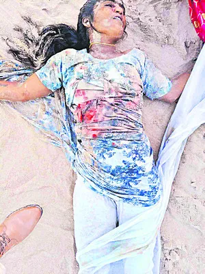 సముద్ర స్నానానికి వచ్చి వివాహిత మృతి 