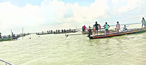 పులికాట్‌ సరస్సులో బాలుడు గల్లంతు