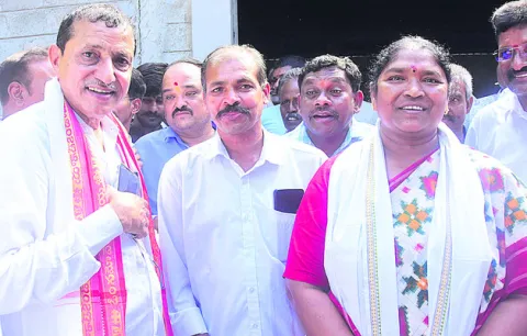 ‘అడవిలో అన్నలు’ సిరిసిల్లలో కలిశారు!