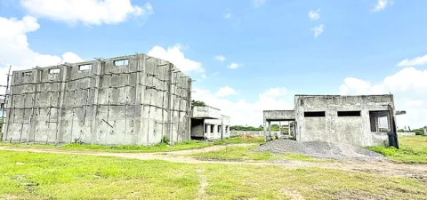 ఇలాగైతే ఆడేదెలా ?
