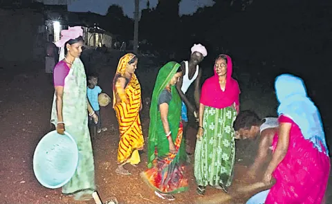 women of a village self-help group from Jharkhand