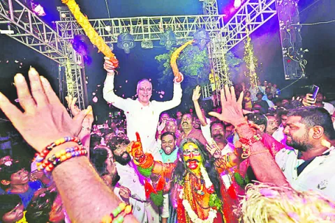 మెరుగ