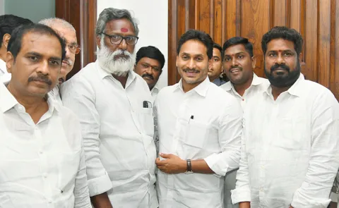 Kakinada Fisherman Release From Sri Lanka Meet YS Jagan