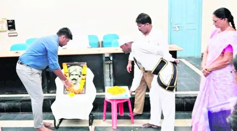 కుమురం భీం ఆశయస్ఫూర్తిని కొనసాగించాలి