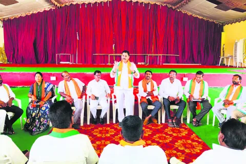 స్థానిక ఎన్నికల్లో బీజేపీ సత్తా చాటాలి
