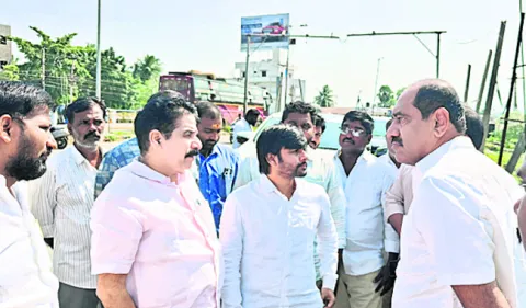 జగన్‌కు భారీ స్వాగత సన్నాహాలు