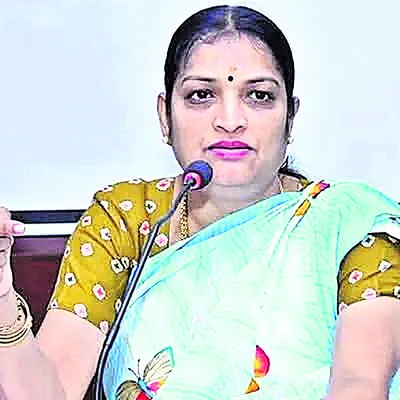 వసూళ్ల పార్టీ 

