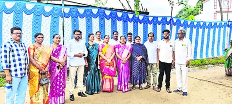 జగన్‌ పర్యటనకు  తరలి వెళ్లాలి
