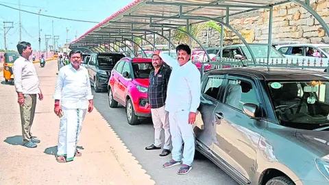 ముక్కంటీ.. కనవేంటి!