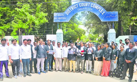 ప్రజాస్వామ్యంపై దాడి
