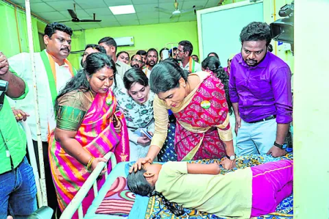 గిరిజన బిడ్డల మృతి ప్రభుత్వ నిర్లక్ష్యమే... 