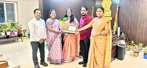 చౌడువాడ, కొత్తకోట డాక్టర్లకు కలెక్టర్‌ అభినందన 