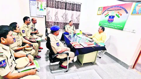 మద్యం టెండర్ల ప్రక్రియ పరిశీలన