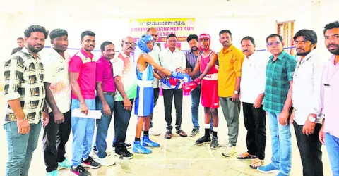 జోనల్‌స్థాయి బాక్సింగ్‌  ఎంపిక పోటీలు
