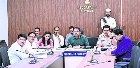 తొలివిడత ఎన్నికలకు ఏర్పాట్లు