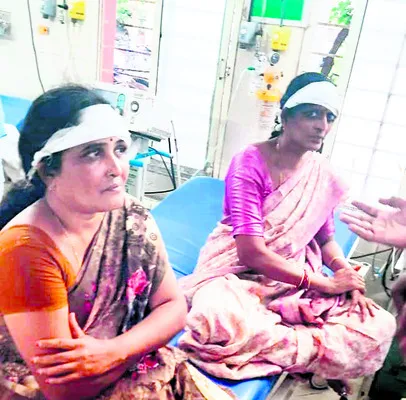 ఆటోను ఢీకొట్టిన కారు 