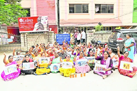 కల్తీ మద్యం.. కూటమికి నైవేద్యం 
