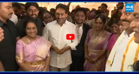 YS Jagan Attends Mudunuri Prasada Raju Son Marriage 1