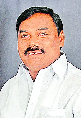 ఏరులై పారుతున్న నకిలీ మద్యం 