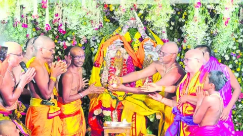 కమనీయం.. శ్రీలక్ష్మీనృసింహుల కల్యాణం
