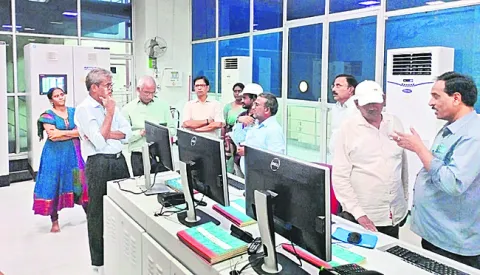 టెయిల్‌పాండ్‌ ప్రాజెక్టును సందర్శించిన జెన్‌కో సీఈ 