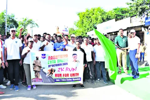 సర్దార్‌ పటేల్‌ మహోన్నత వ్యక్తి