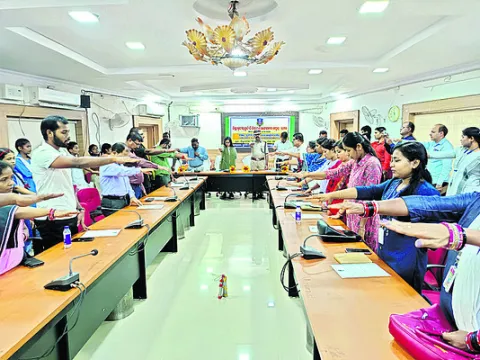 అవినీతి నిర్మూలనకు కృషి చేయాలి