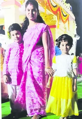 12 కిలోల వెండి మాయం 