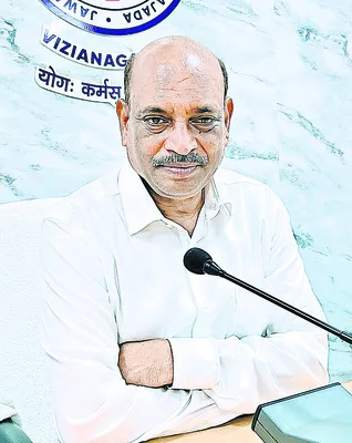 తత్కాల్‌ ఫీజు రద్దు