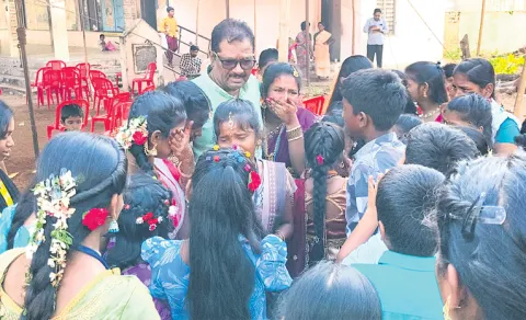 Students Emotional For Sir Transfer