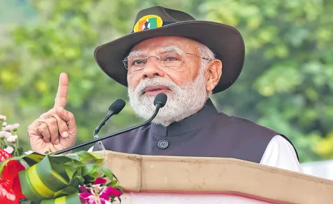 Sardar Patel wanted to unite entire Kashmir with India says PM Narendra Modi13