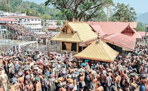 RS 5 Must For Booking Slot Of Sabarimala Darshanam7