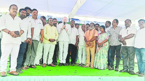 శెట్టిబలిజలు అన్నింటా ఉన్నతంగా ఉండాలి 