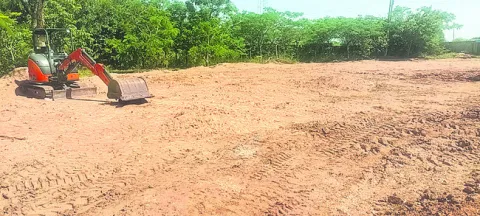 ఇసుక కొరత.. తప్పని వెత