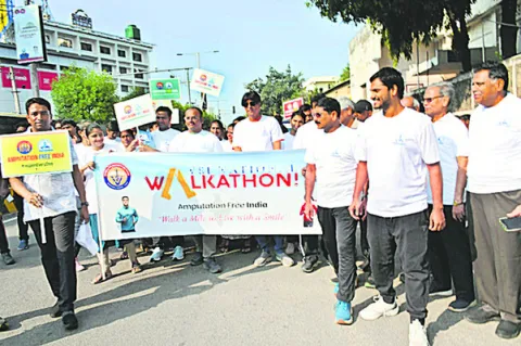 రక్త నాళాల వ్యాధులపై అవగాహన అవసరం 