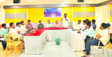 ‘క్రీడలను కాపాడుకుందాం – యువతను రక్షించుకుందాం’ 