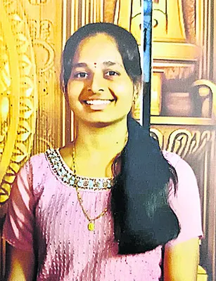 యువతి అదృశ్యంపై ఫిర్యాదు 