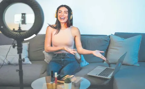 Impact of Deepfake Technology on Social Media