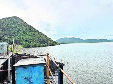 ఇరిగేషన్‌లో ఇంజినీర్ల కొరత 