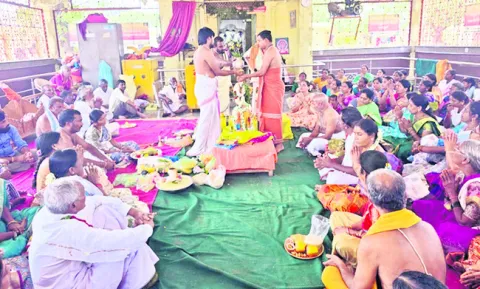 వైభవంగా రాములోరి కల్యాణం 