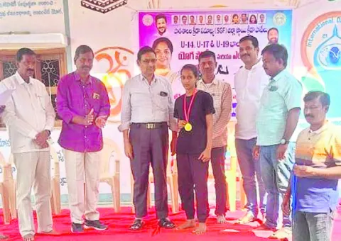 యోగాతో మానసిక, శారీరక ఆరోగ్యం 