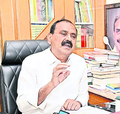 పవనానందం.. హాస్యాస్పదం