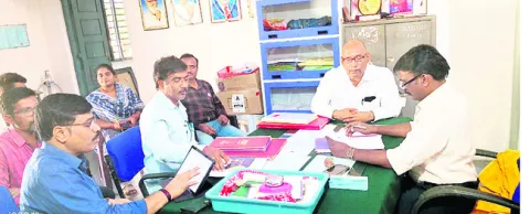 ఇంటర్‌లో వంద శాతం ఉత్తీర్ణతే లక్ష్యం 